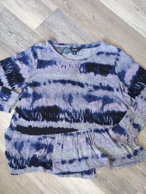 Simply Vera Vera Wang Blue Tie-Dye Ruffle Hem Sweater